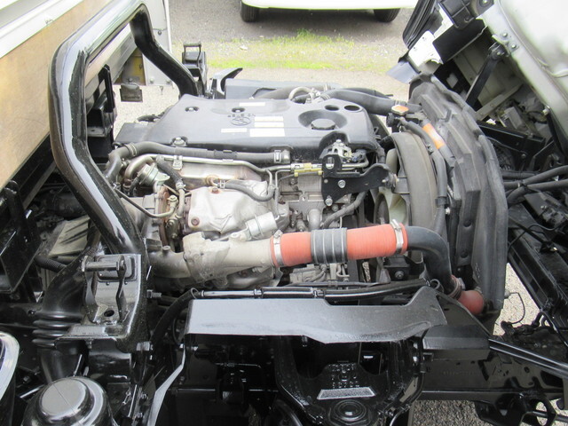 いすゞエルフ平ボディ小型（2t・3t）[写真23]