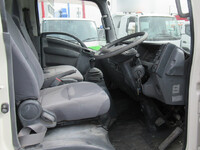 いすゞエルフ平ボディ小型（2t・3t）[写真29]