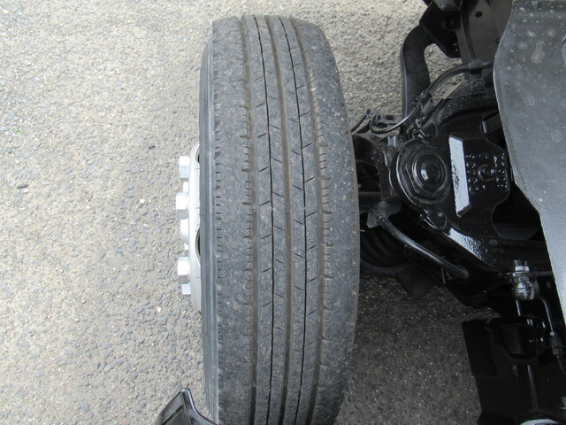 いすゞエルフ平ボディ小型（2t・3t）[写真32]