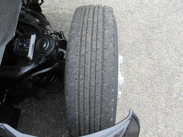 いすゞエルフ平ボディ小型（2t・3t）[写真33]