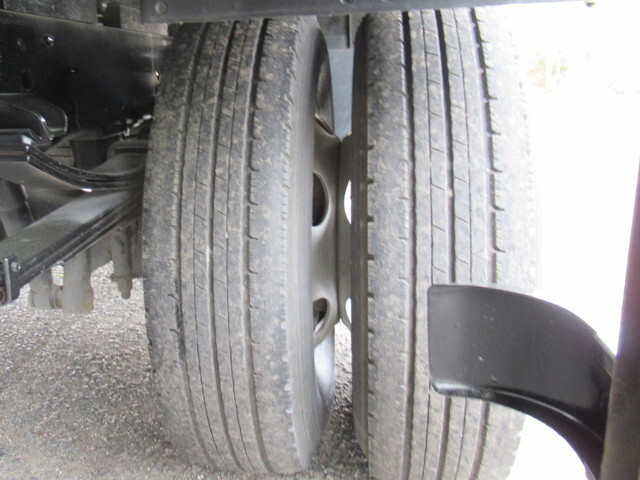 いすゞエルフ平ボディ小型（2t・3t）[写真35]