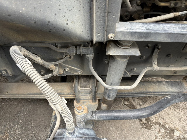 UDトラックスクオンセルフローダー大型（10t）[写真29]