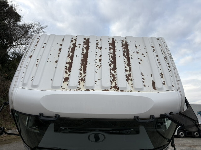 UDトラックスクオンセルフローダー大型（10t）[写真34]