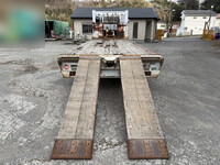 UDトラックスクオンセルフローダー大型（10t）[写真10]