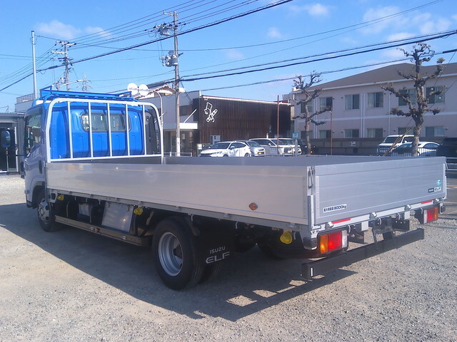 いすゞエルフアルミブロック小型（2t・3t）[写真02]