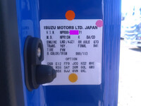 いすゞエルフアルミブロック小型（2t・3t）[写真32]