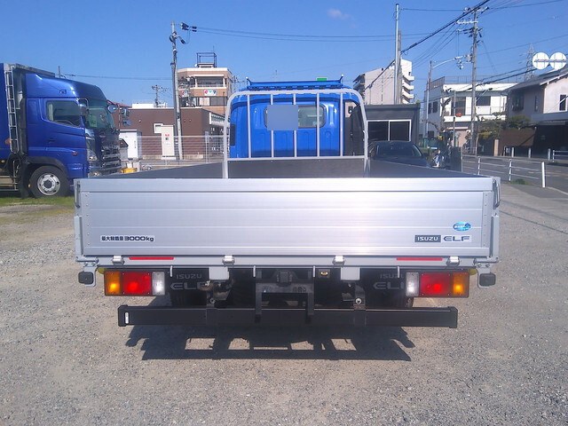 いすゞエルフアルミブロック小型（2t・3t）[写真06]