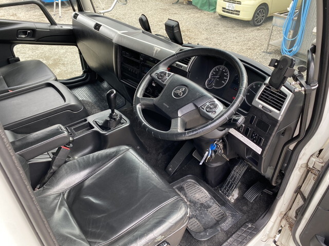 三菱ふそうファイター冷凍車（冷蔵車）中型（4t）[写真24]