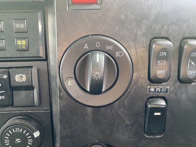 三菱ふそうファイター冷凍車（冷蔵車）中型（4t）[写真28]