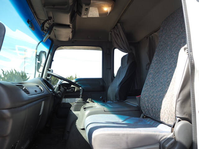 いすゞフォワードセルフクレーン5段増トン（6t・8t）[写真31]