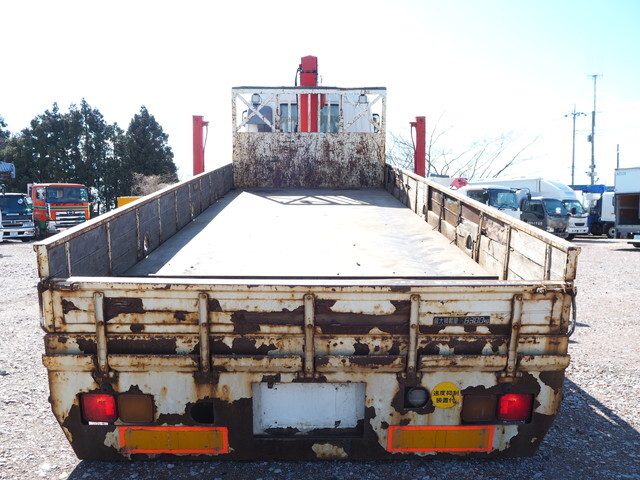 いすゞフォワードセルフクレーン5段増トン（6t・8t）[写真06]