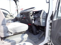 いすゞエルフアルミバン小型（2t・3t）[写真28]