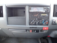 いすゞエルフアルミバン小型（2t・3t）[写真32]