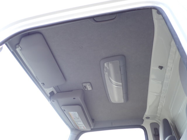 いすゞエルフアルミバン小型（2t・3t）[写真35]