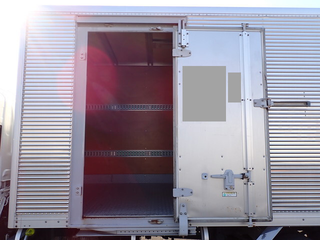 いすゞエルフアルミバン小型（2t・3t）[写真07]