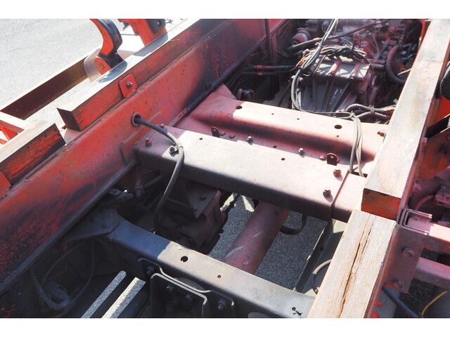 三菱ふそうスーパーグレートダンプ大型（10t）[写真13]