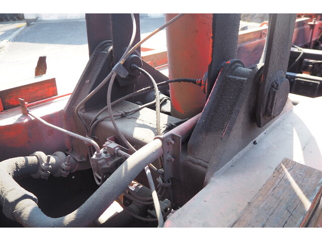 三菱ふそうスーパーグレートダンプ大型（10t）[写真18]