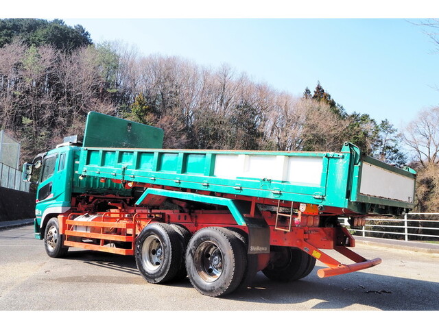 三菱ふそうスーパーグレートダンプ大型（10t）[写真02]