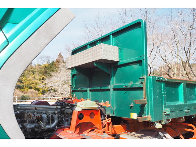 三菱ふそうスーパーグレートダンプ大型（10t）[写真29]