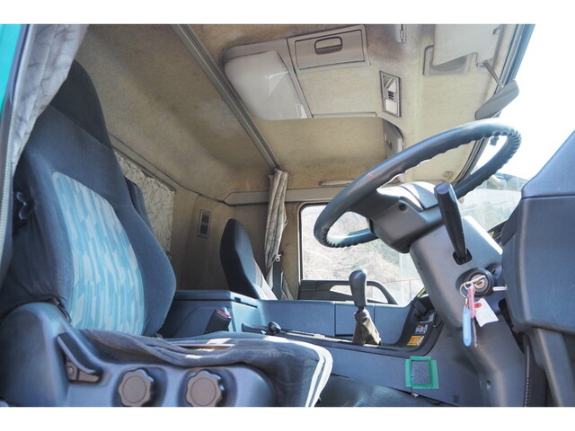 三菱ふそうスーパーグレートダンプ大型（10t）[写真34]