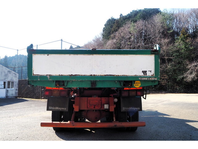 三菱ふそうスーパーグレートダンプ大型（10t）[写真06]