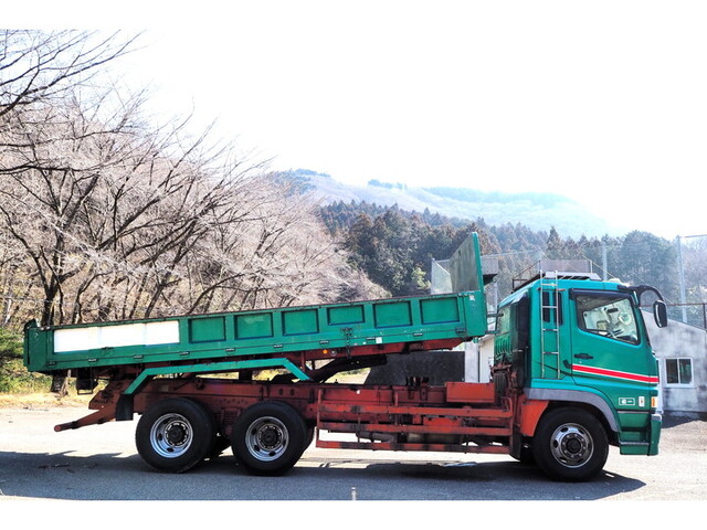 三菱ふそうスーパーグレートダンプ大型（10t）[写真07]