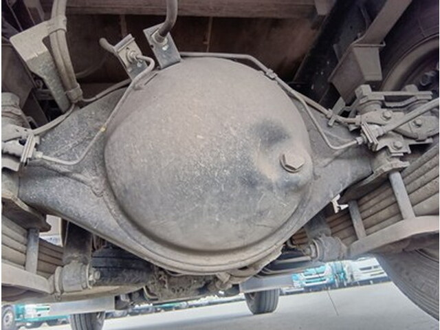 いすゞエルフダブルキャブ（Wキャブ）小型（2t・3t）[写真10]