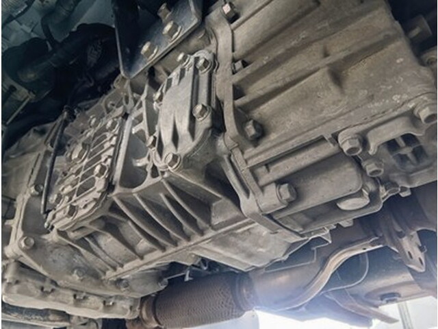 いすゞエルフダブルキャブ（Wキャブ）小型（2t・3t）[写真11]