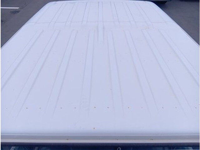 いすゞエルフダブルキャブ（Wキャブ）小型（2t・3t）[写真12]