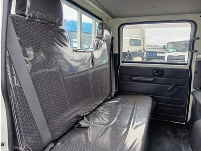 いすゞエルフダブルキャブ（Wキャブ）小型（2t・3t）[写真19]