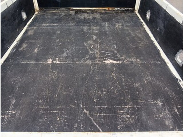 いすゞエルフダブルキャブ（Wキャブ）小型（2t・3t）[写真06]