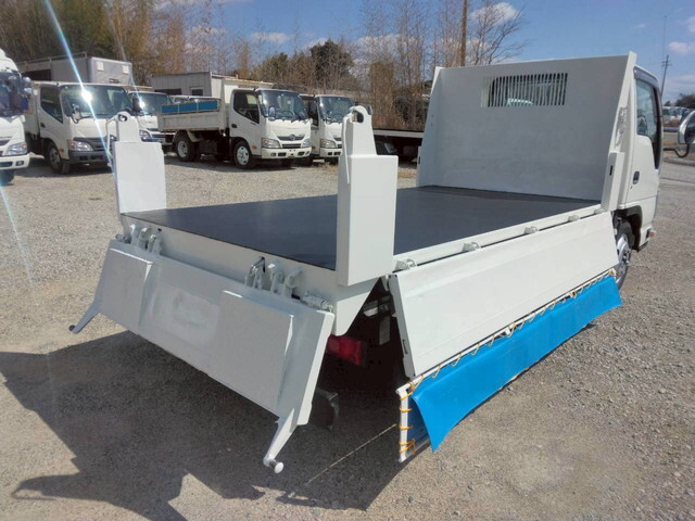 いすゞエルフローダーダンプ小型（2t・3t）[写真10]