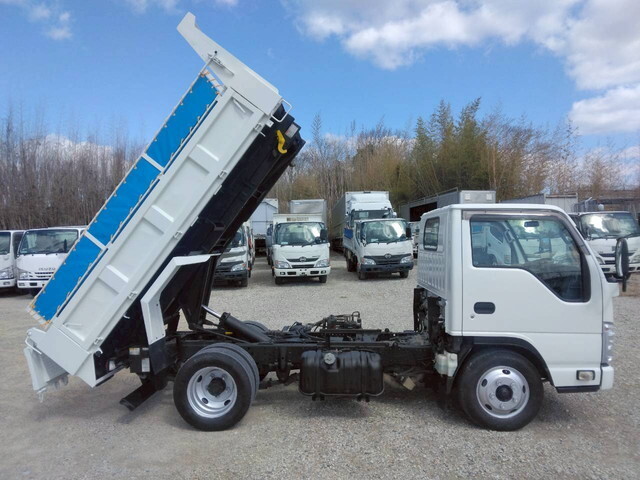 いすゞエルフローダーダンプ小型（2t・3t）[写真12]