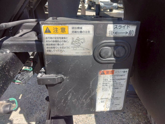 いすゞエルフローダーダンプ小型（2t・3t）[写真38]