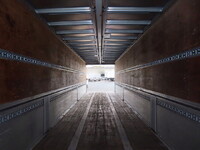 その他のメーカーその他の車種ウイングトレーラー大型（10t）[写真23]