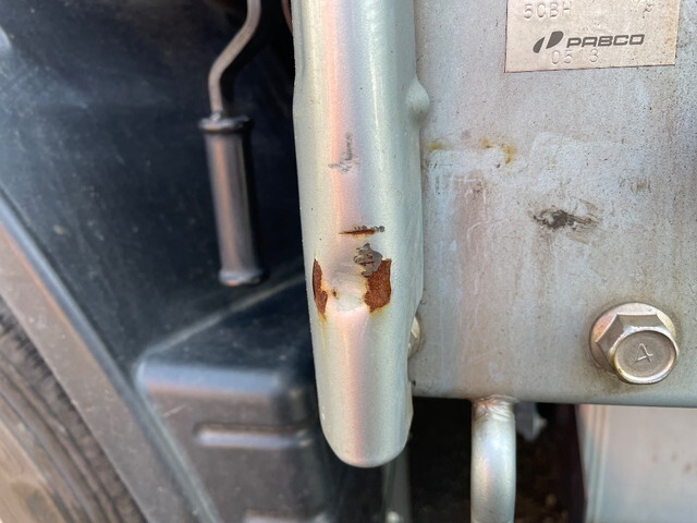 三菱ふそうキャンター平ボディ小型（2t・3t）[写真10]