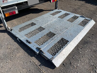 三菱ふそうキャンター平ボディ小型（2t・3t）[写真15]