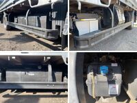 三菱ふそうキャンター平ボディ小型（2t・3t）[写真18]