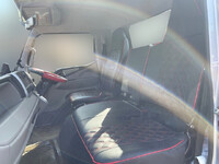 三菱ふそうキャンター平ボディ小型（2t・3t）[写真25]