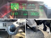 三菱ふそうキャンター平ボディ小型（2t・3t）[写真30]