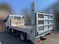 三菱ふそうキャンター平ボディ小型（2t・3t）[写真02]