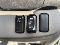 三菱ふそうキャンター平ボディ小型（2t・3t）[写真36]