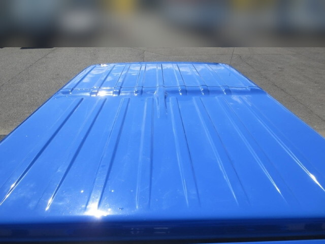 いすゞエルフダブルキャブ（Wキャブ）小型（2t・3t）[写真15]