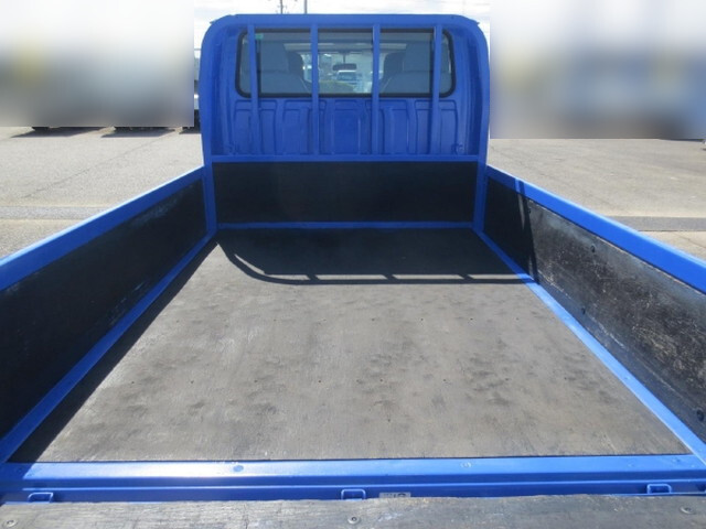 いすゞエルフダブルキャブ（Wキャブ）小型（2t・3t）[写真09]