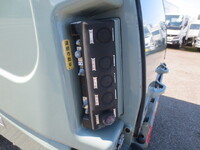 いすゞエルフパッカー車（塵芥車）小型（2t・3t）[写真16]