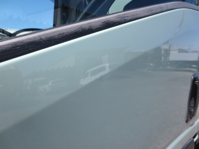 いすゞエルフパッカー車（塵芥車）小型（2t・3t）[写真22]