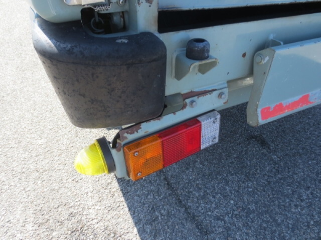 いすゞエルフパッカー車（塵芥車）小型（2t・3t）[写真24]