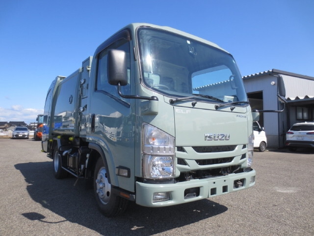 いすゞエルフパッカー車（塵芥車）小型（2t・3t）[写真03]