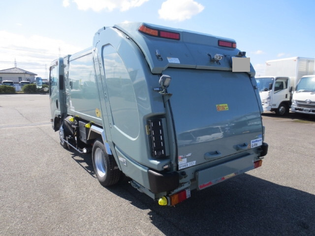 いすゞエルフパッカー車（塵芥車）小型（2t・3t）[写真04]
