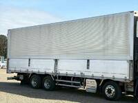 いすゞギガアルミウイング大型（10t）[写真06]